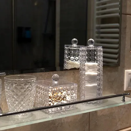 Elizabeth Boulevard Διαμέρισμα *