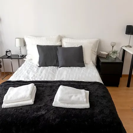Elizabeth Boulevard Апартаменты *
