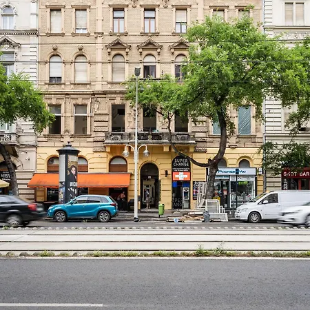 Elizabeth Boulevard Lägenhet