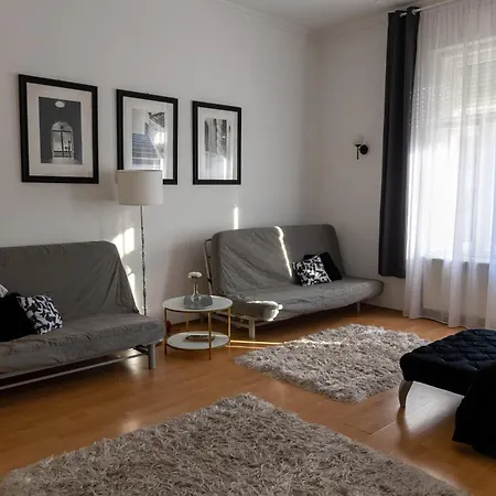 Elizabeth Boulevard *